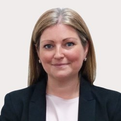 Jenny Cummins, PGDL/MA Law Programme and Student Lead at Ƶ Online campus